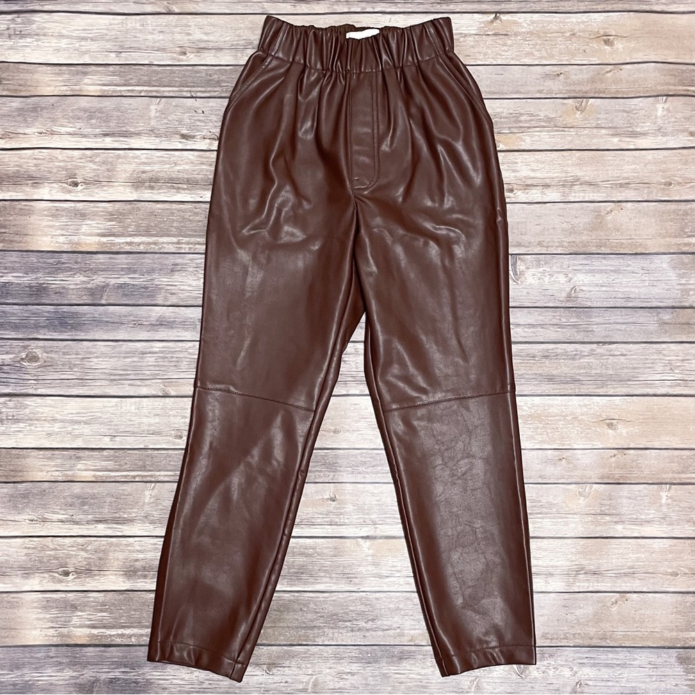 Abercrombie Fitch Brown Vegan Leather Tapered Hi Waisted Elastic Waistband Pants - Picture 1 of 10